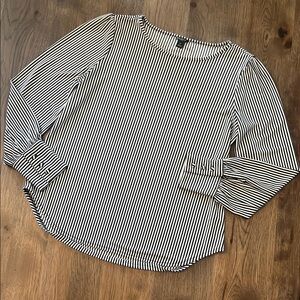 Ann Taylor Petite Black and White Striped Long Sleeve Top MP